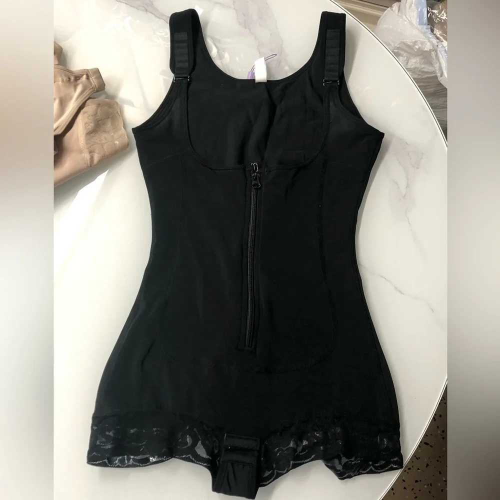 Faja Body Shaper size S- Black Color - Picture 3 of 7